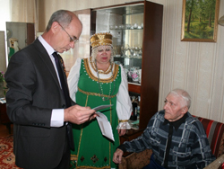 есни2 1