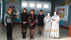 Дарят людям1 1